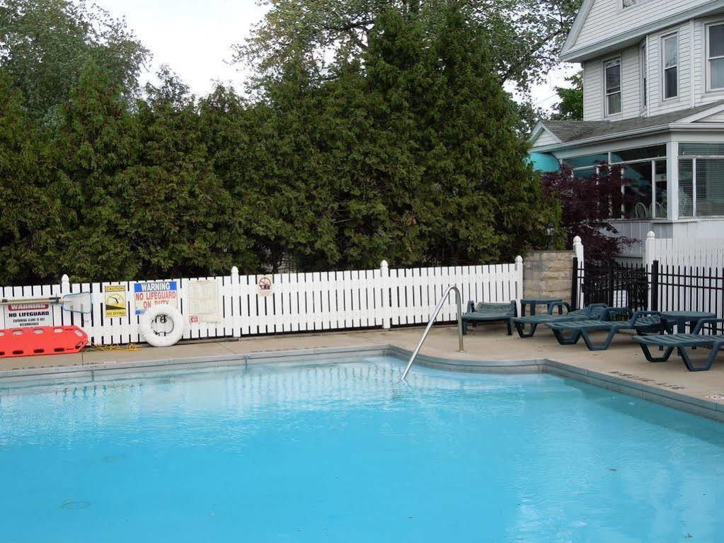 Ourguest Inn & Suites Downtown Port Clinton Exteriör bild